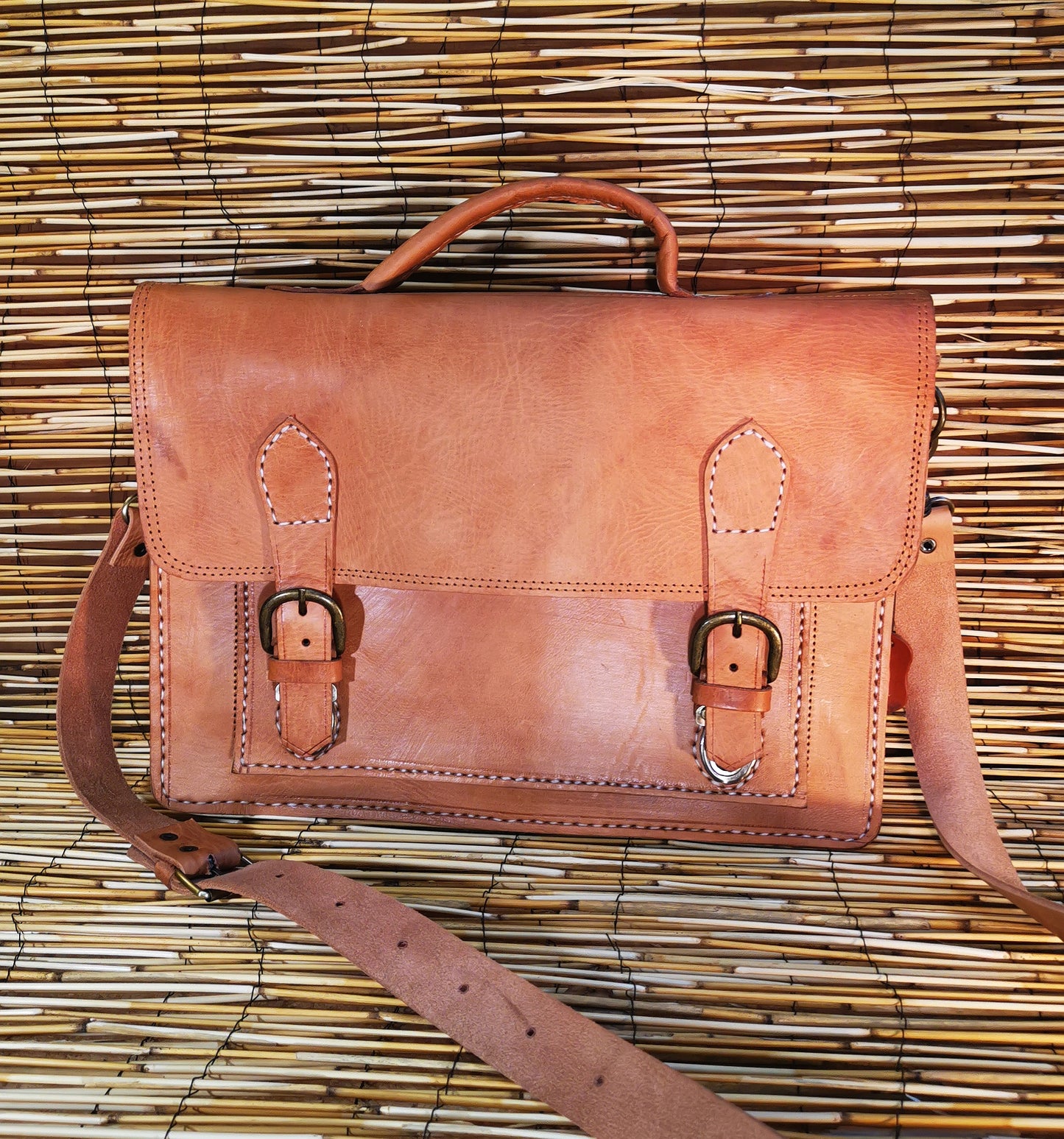 Cartable rigide double soufflet attache rapide