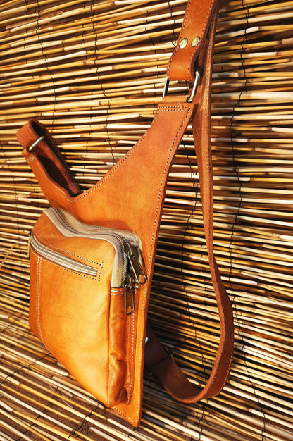 Sacoche bandoulière style holster