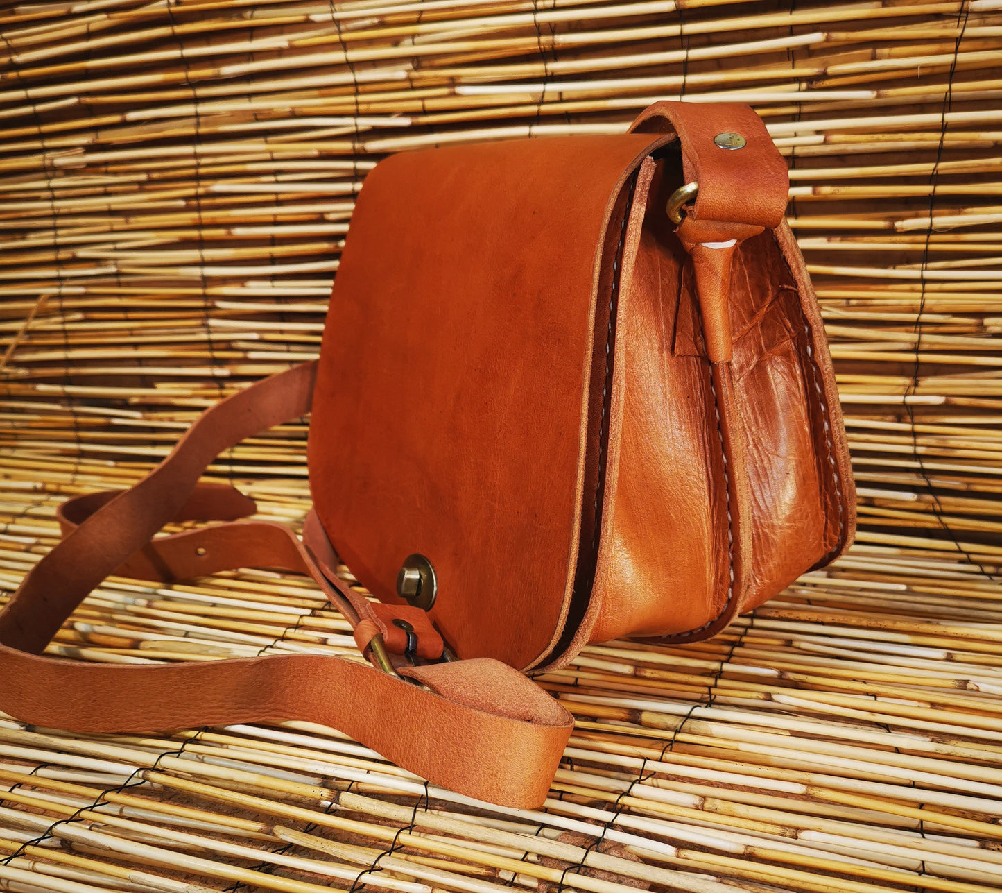 Sac à main double soufflet poche intermédiaire