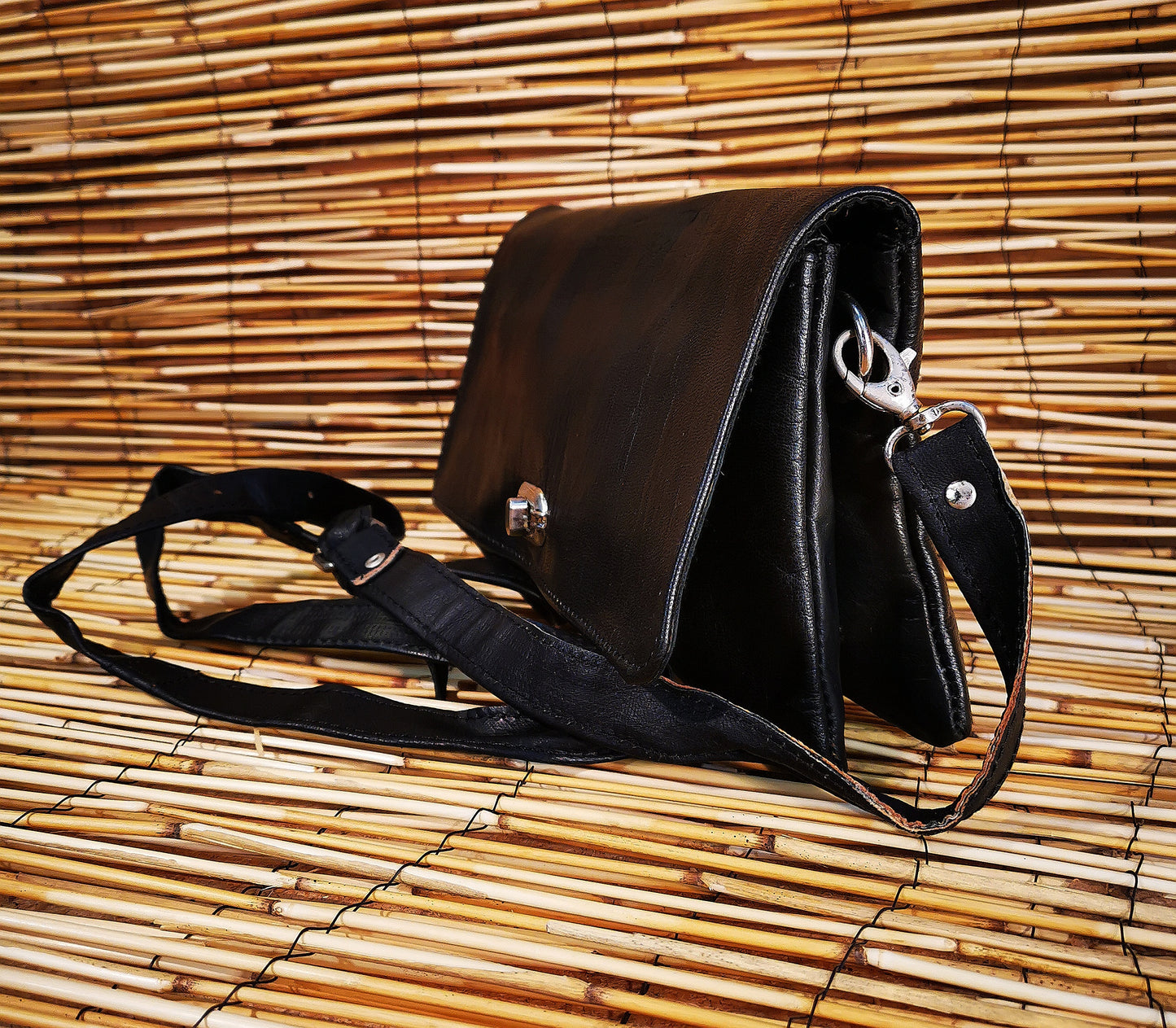 Sac à main modèle portefeuille