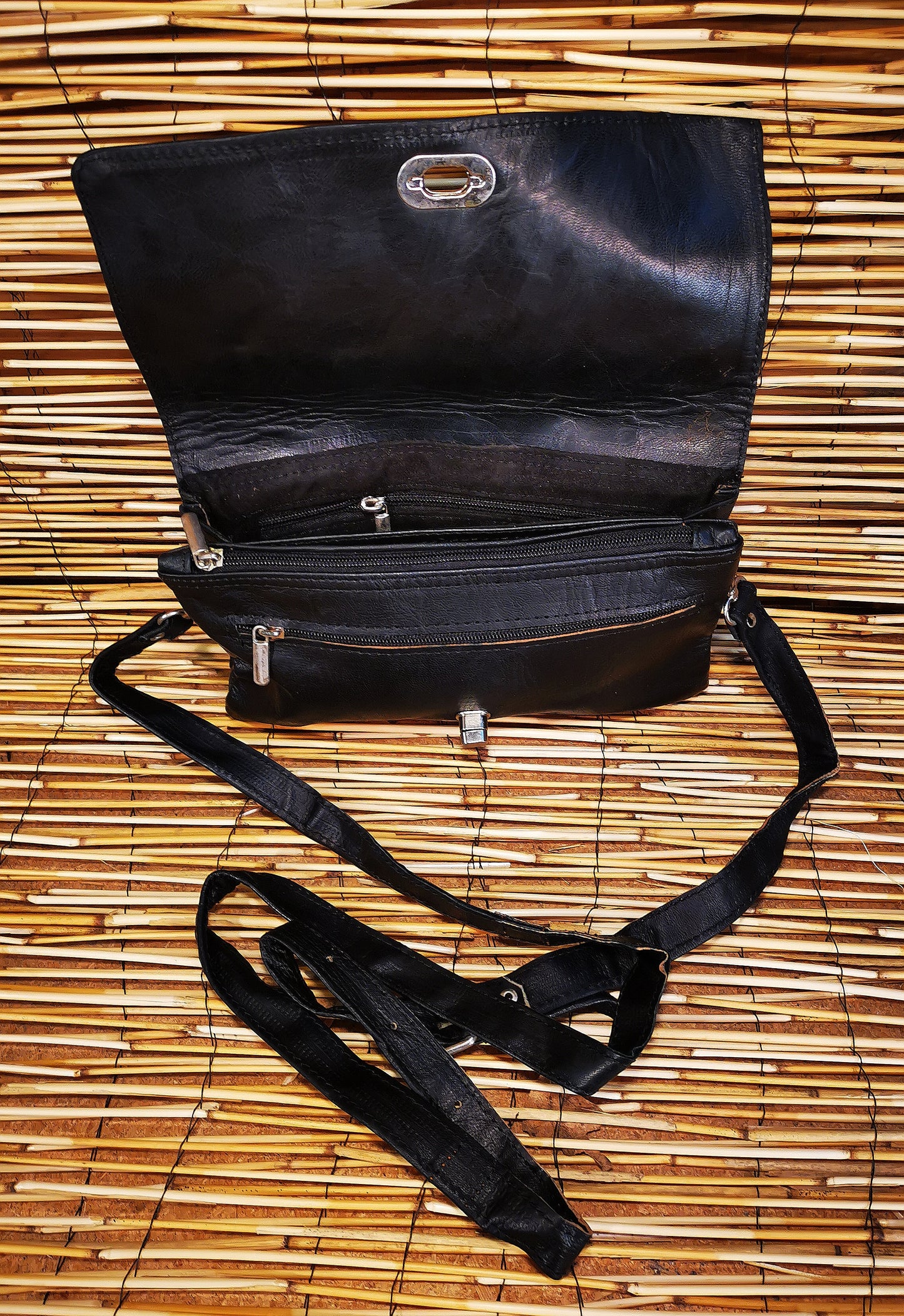 Sac à main modèle portefeuille