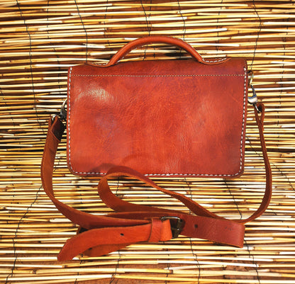 Bolso de hombro estilo satchel con doble correa